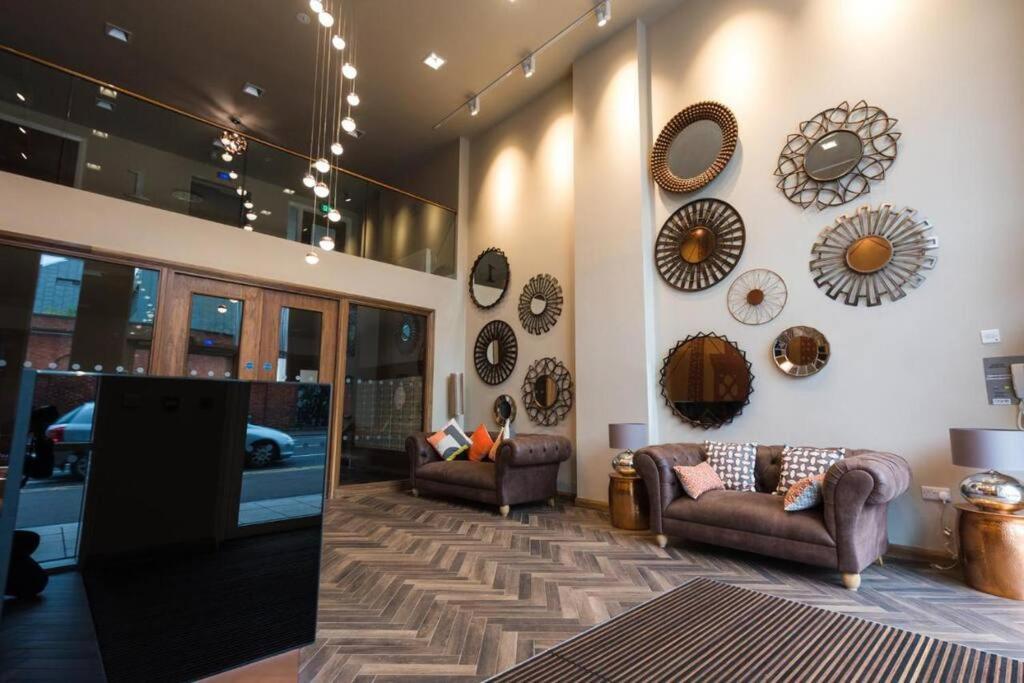 City Centre Luxury Apartment Belfast Buitenkant foto
