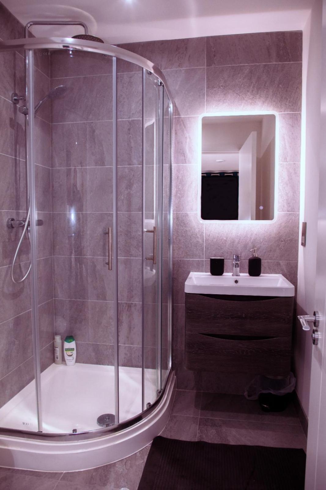 City Centre Luxury Apartment Belfast Buitenkant foto