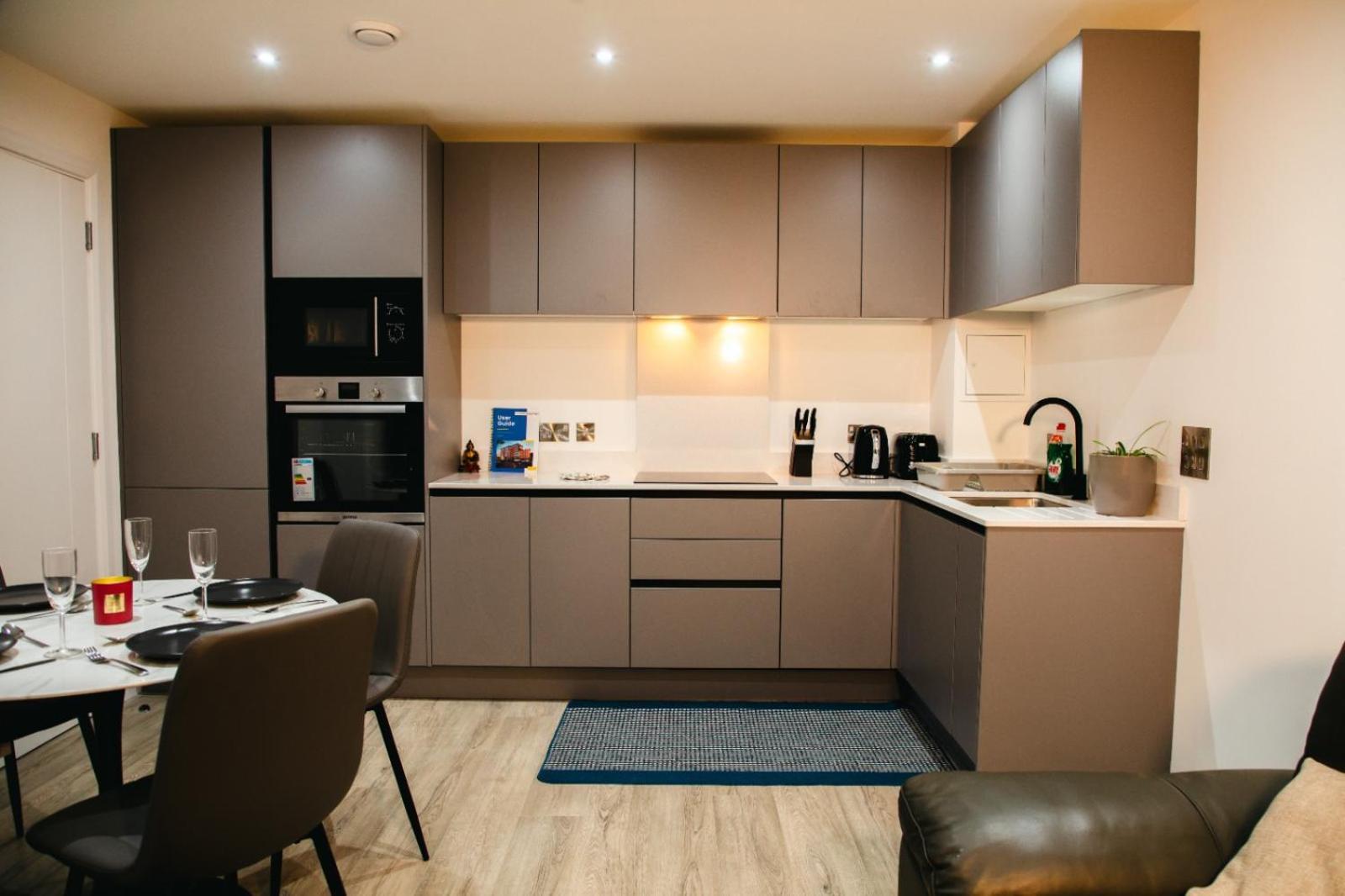 City Centre Luxury Apartment Belfast Buitenkant foto