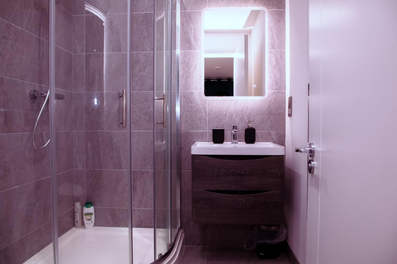 City Centre Luxury Apartment Belfast Buitenkant foto