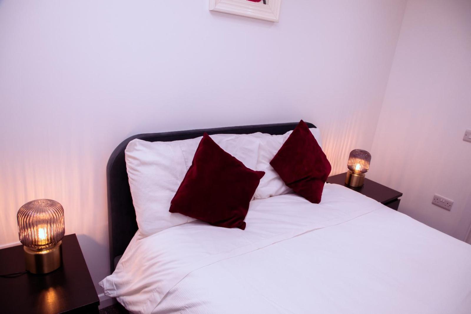 City Centre Luxury Apartment Belfast Buitenkant foto