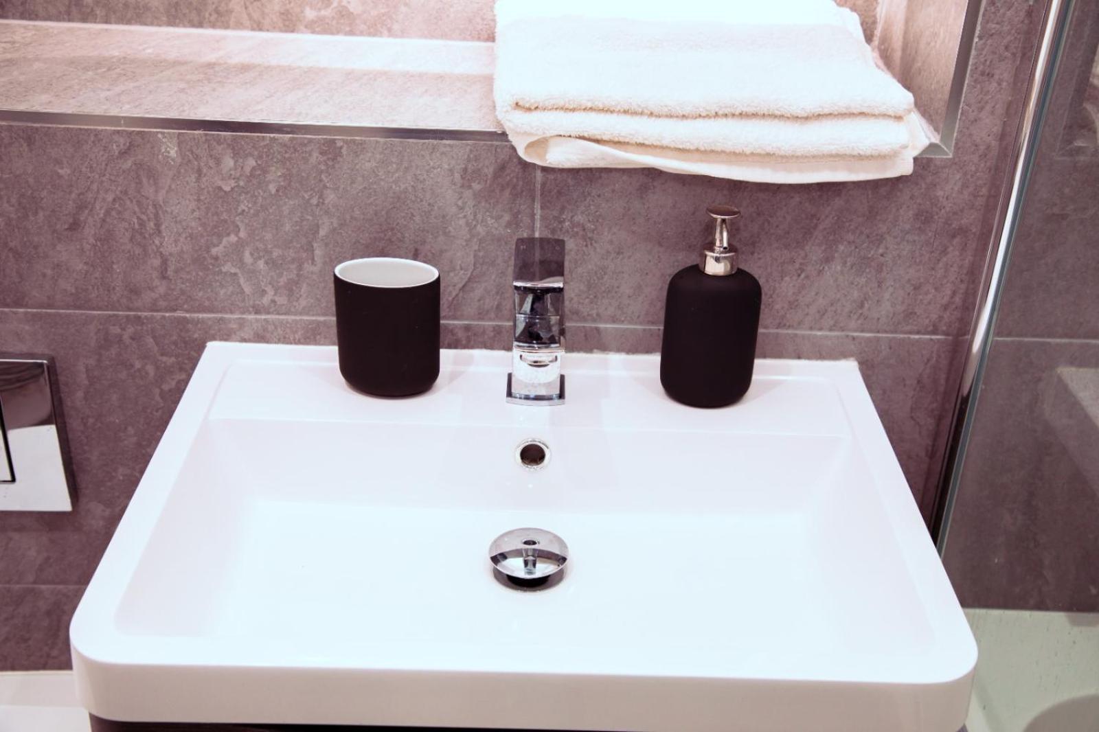 City Centre Luxury Apartment Belfast Buitenkant foto